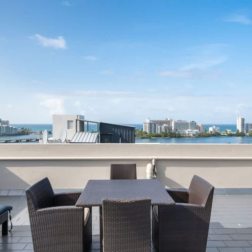 Enjoy the spectacular cityscape from our private rooftop terrace.