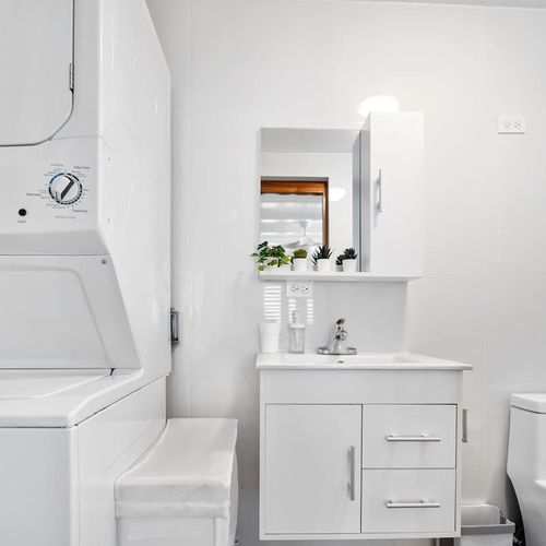 In-unit washer & dryer! Pack light and stay fresh with this super convenient laundry setup.