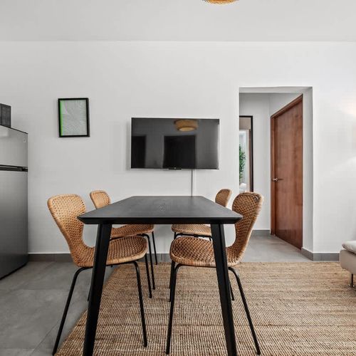 e0d05208 ecc6 43 KGeq4 homerunner