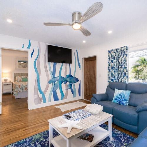 Welcome to your home away from home at 400 South! Professionally managed by Beachside Vacation Rentals, we're here at your service. This bright, open unit is the perfect landing spot for couples, small families or friends while you explore the sandy beach