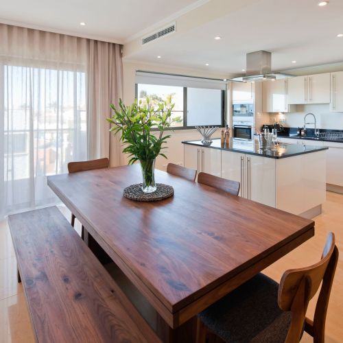 Dining Room & Kitchen