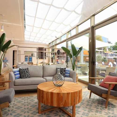 Reception Lounge