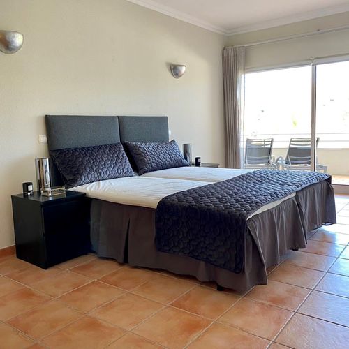 Twin Bedroom