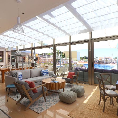 Reception Lounge