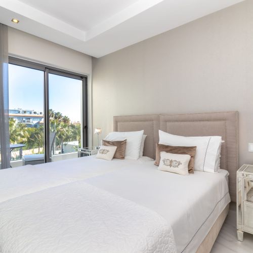 Twin Bedroom