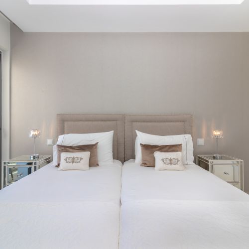 Twin Bedroom