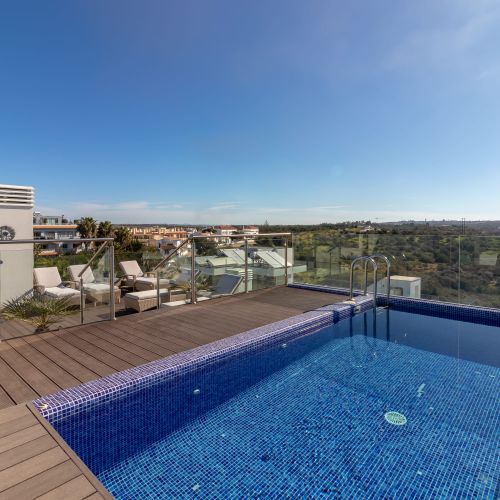 Roof Terrace Swimming Pool