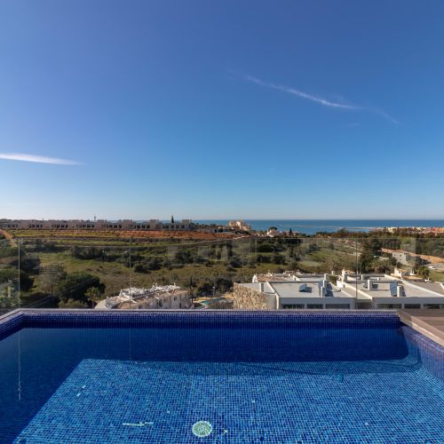 Roof Terrace Swimming Pool