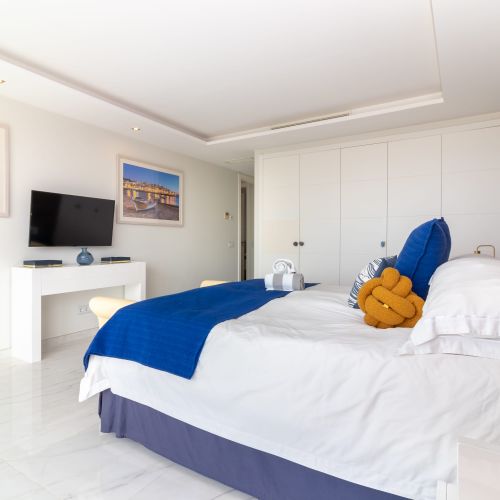 Double Bedroom