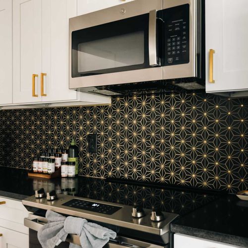 Fully-equipped kitchen