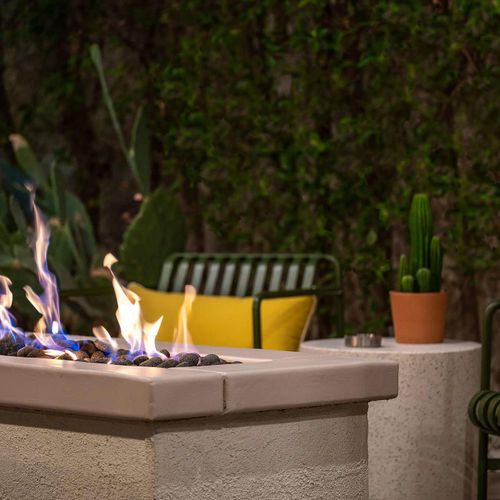 Fire pit area with additional seating