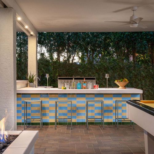 Outdoor grilling and bar area