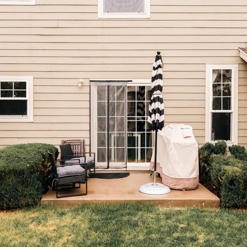 Patio with seating *Please note that the propane grill is not a listed amenity. You are welcome to use it, but we cannot guarantee the propane levels.*