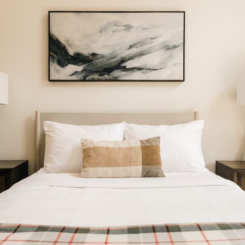 Full bed in bedroom 3