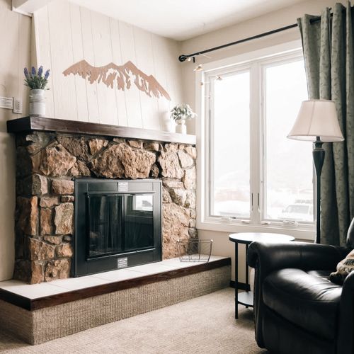 Fireplace with a view on the side