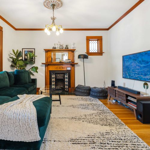 Living room (The fireplace is decorative only and not a working fireplace)