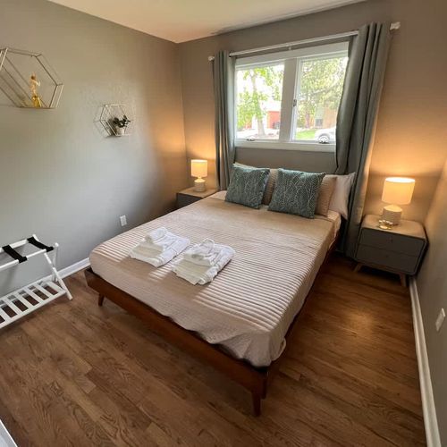 Bedroom with queen bed