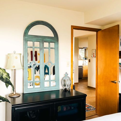 Bedroom 4 with queen bed