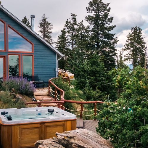 Hot tub and landscaped garden