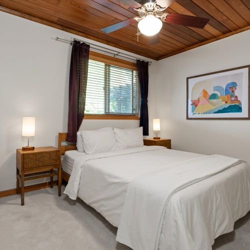 Second bedroom with Queen mattress.