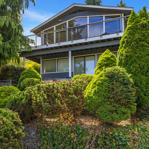 Inviting front entrance—step inside and feel at home.