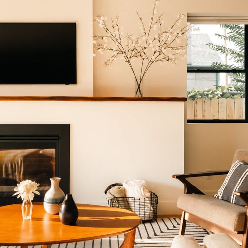 Living room with Smart TV and gas fireplace