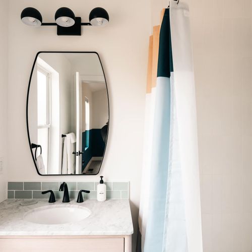 En suite bathroom to bedroom 2