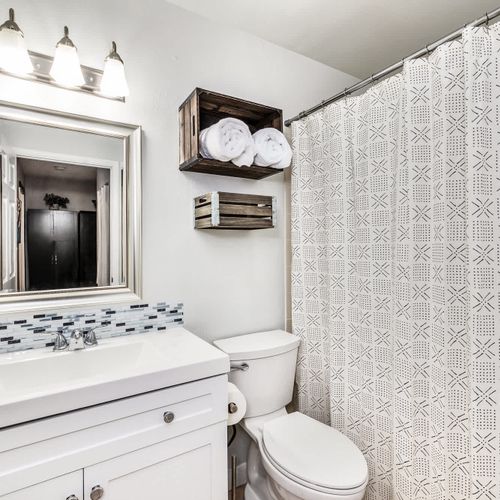 Full bathroom 2 with a tub/shower combo