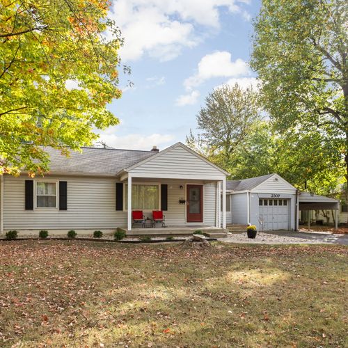 Welcome to your Broad Ripple Retreat! With seating on the porch, you will be guaranteed to enjoy your stay.