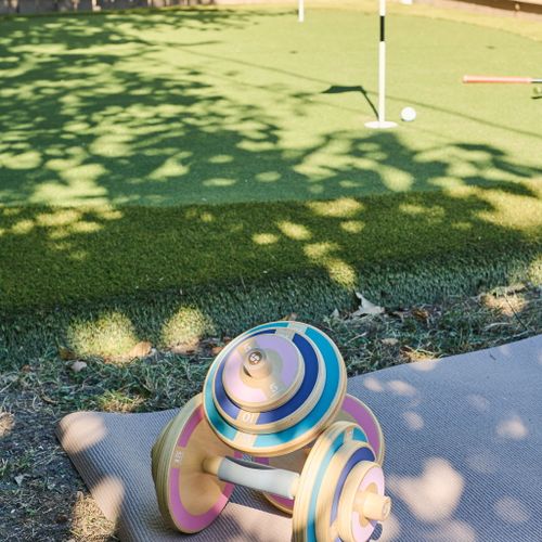 Morning workout, afternoon putting practice — balance is everything!