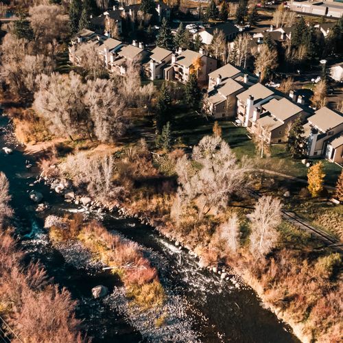 Aerial view of the complex and Eagle River