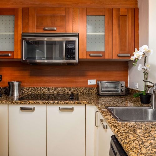 ujkglnntqj8jcvailbf4