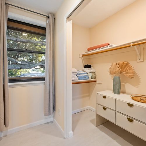 Master Bedroom Closet