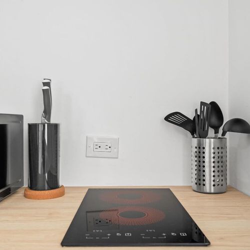 etjyphhcc7cqnzejrayw