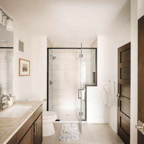 Luxury en suite bathroom