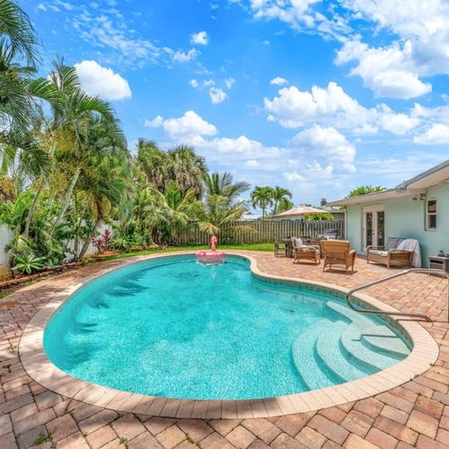 Private Outdoor Pool