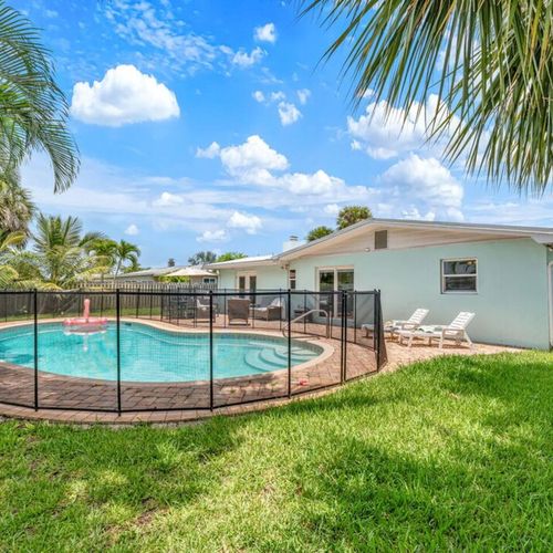 Private Outdoor Pool