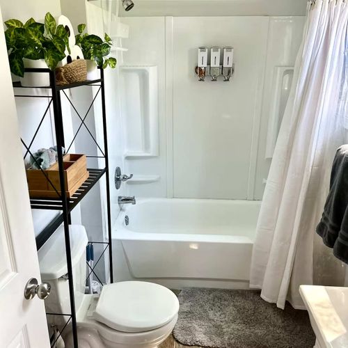 Another view of the full bathroom on the main level!