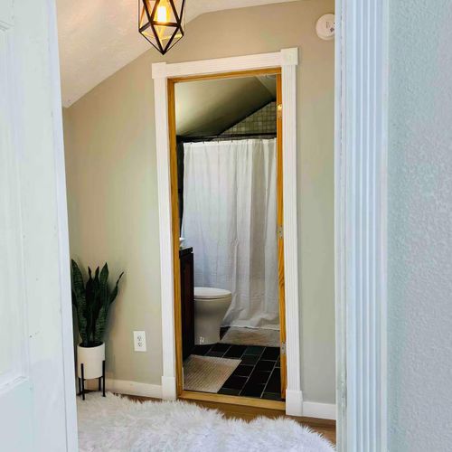 View from bedroom to full bathroom