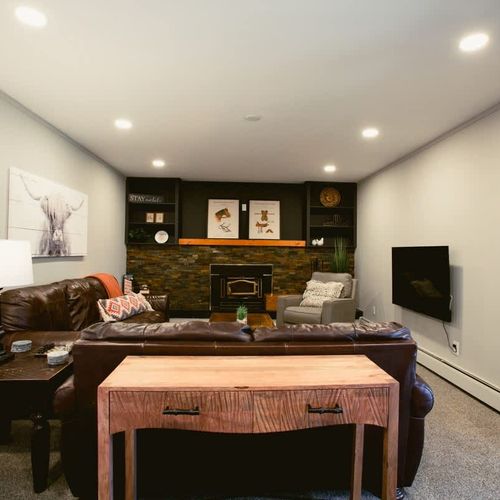 Living area *Please note the fireplace is non-operational*