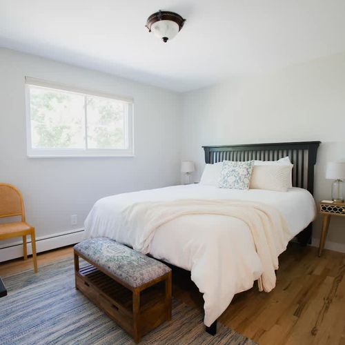 Bedroom 2 with queen bed