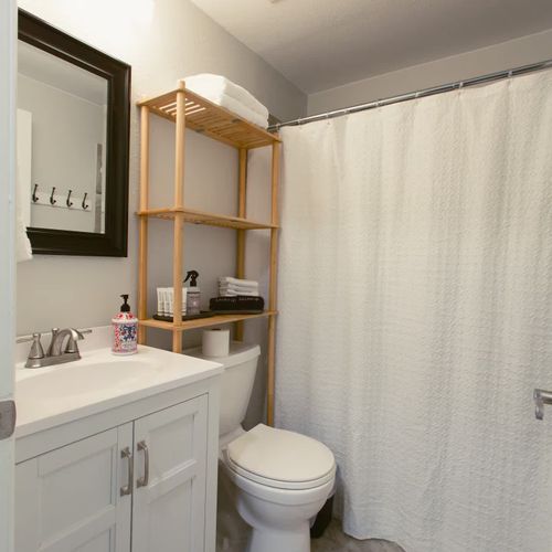Basement full bathroom