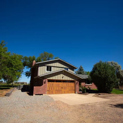 Exterior with ample parking space