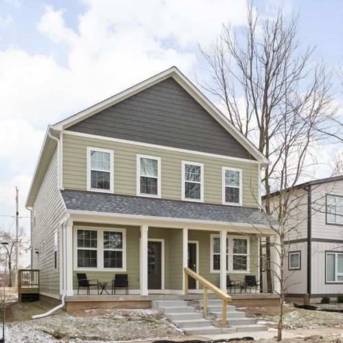 Step into serenity at The Still — a peaceful getaway designed for relaxation and connection.