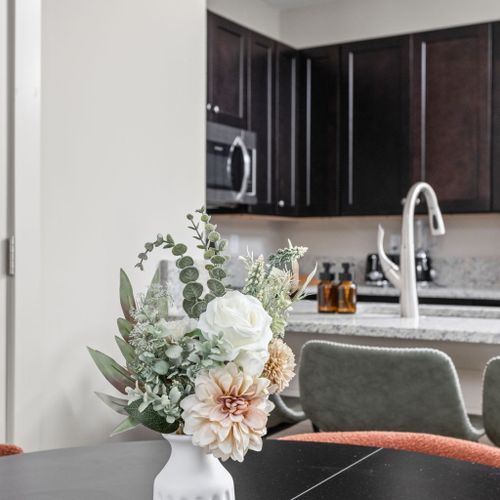 Good meals. Great company. Zero rush.