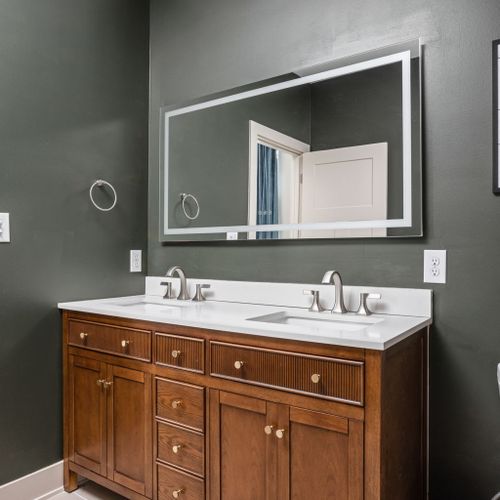 Plenty of space for your full self-care routine.