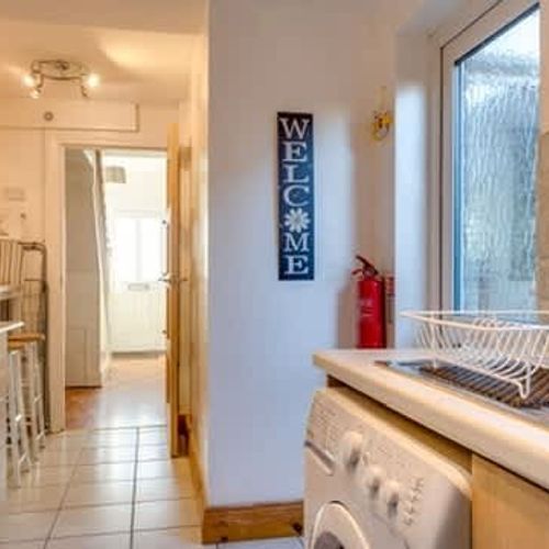 A fully equipped kitchen.