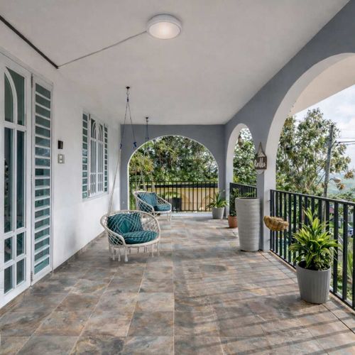 s18905kpjnbpiwcdwvni