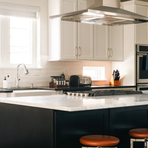 Kitchen with high-end appliances