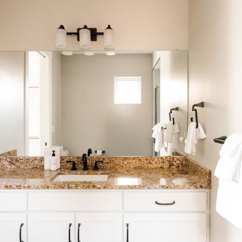 En suite bathroom to bedroom 2